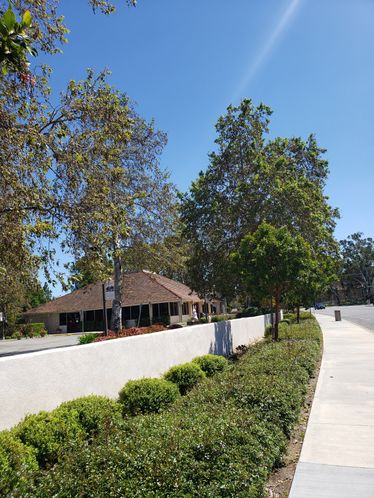 530 Hampshire Rd, Westlake Village, CA 91361